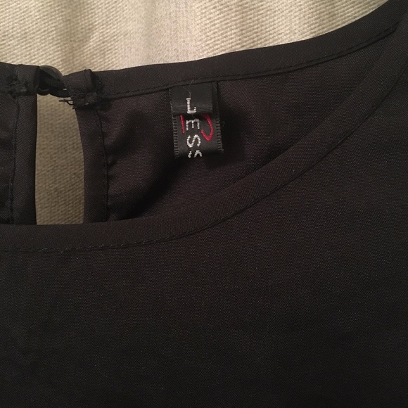 Flared Sleeve Black And White Top - Picture 2 of 3